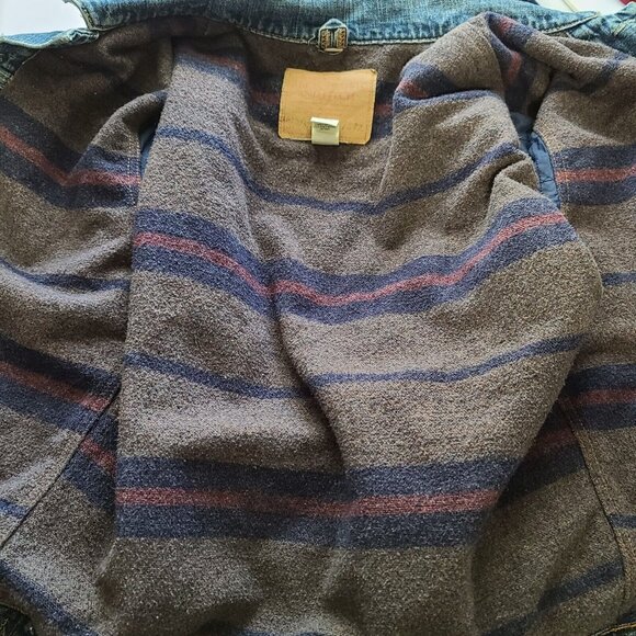 Abercrombie And Fitch Lined Denim Jacket Women's Size Small - Picture 4 of 9